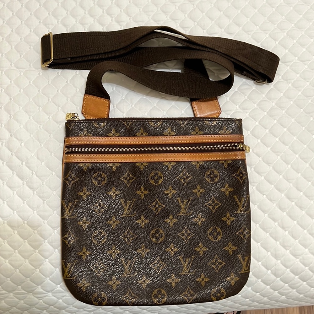 Louis Vuitton messenger bag